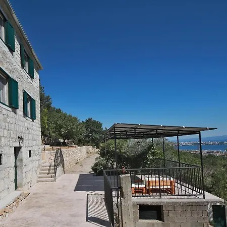 Crystal Horizons Retreat בית נופש *